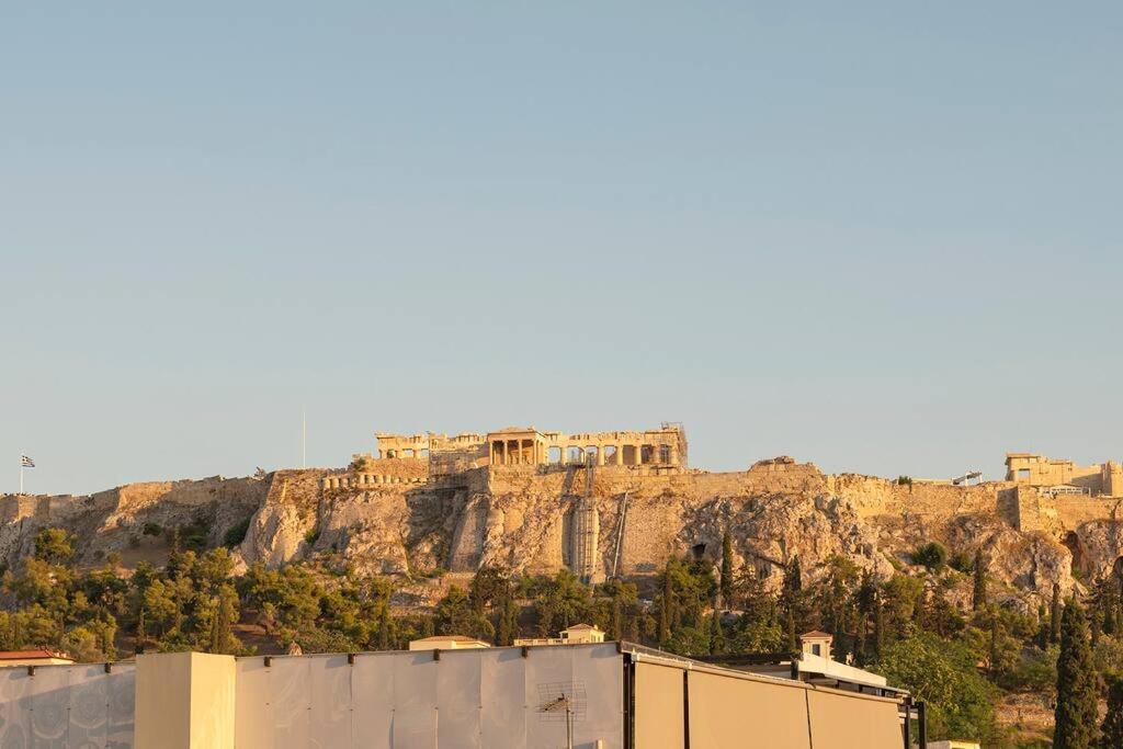 Hoppersgr- Amazing In The Heart Of - 6 * Athens